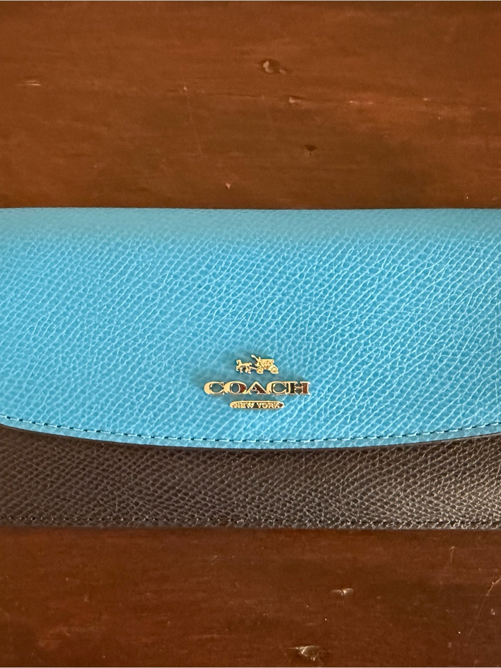 Coach Colorblock Leather Wallet in Turquoise and Black. New without Tags.